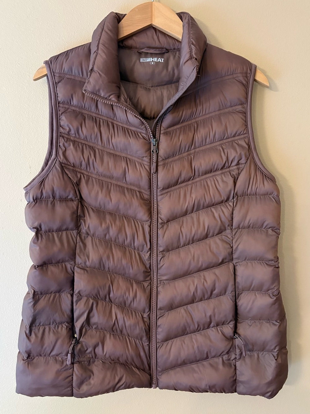 32 Degrees Heat Quilted Puffer Vest Size Medium in Excellent Condition